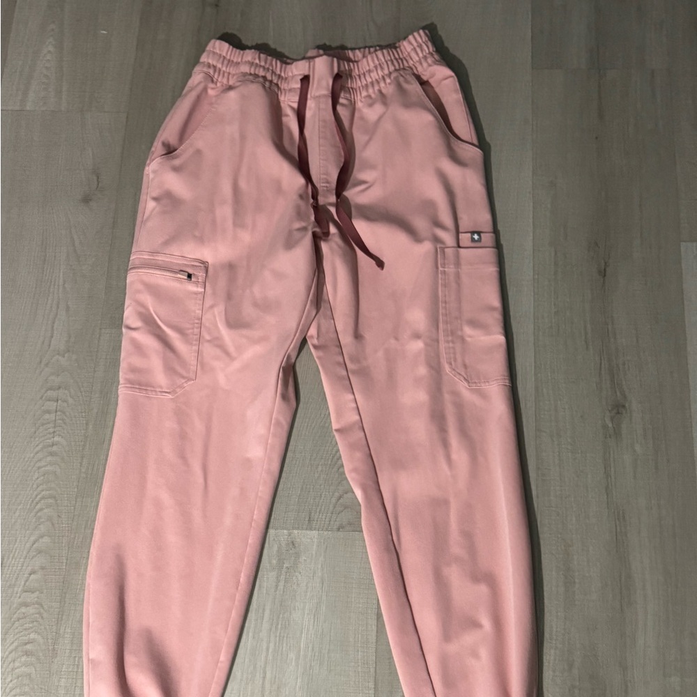 Figs Pink Sand Women's Jogger Pants